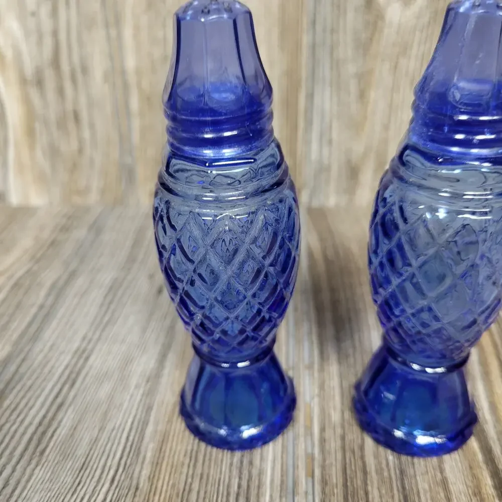 Vintage Avon Crystal Point Blue Glass Salt and Pepper Shakers Set 1970s